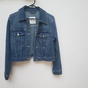 Hollister Women's Denim Jacket (Brand New!)